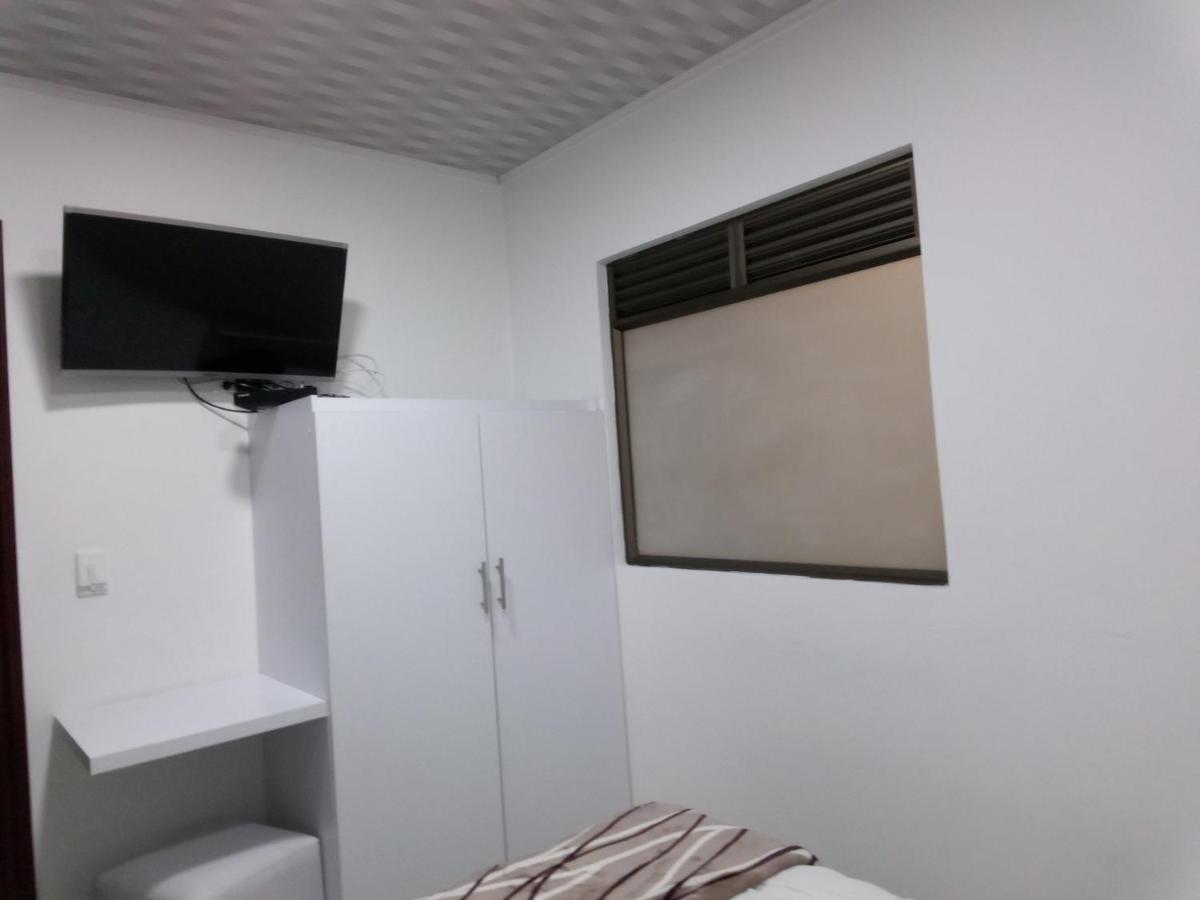 בוגוטה Hotel Las Colonias מראה חיצוני תמונה
